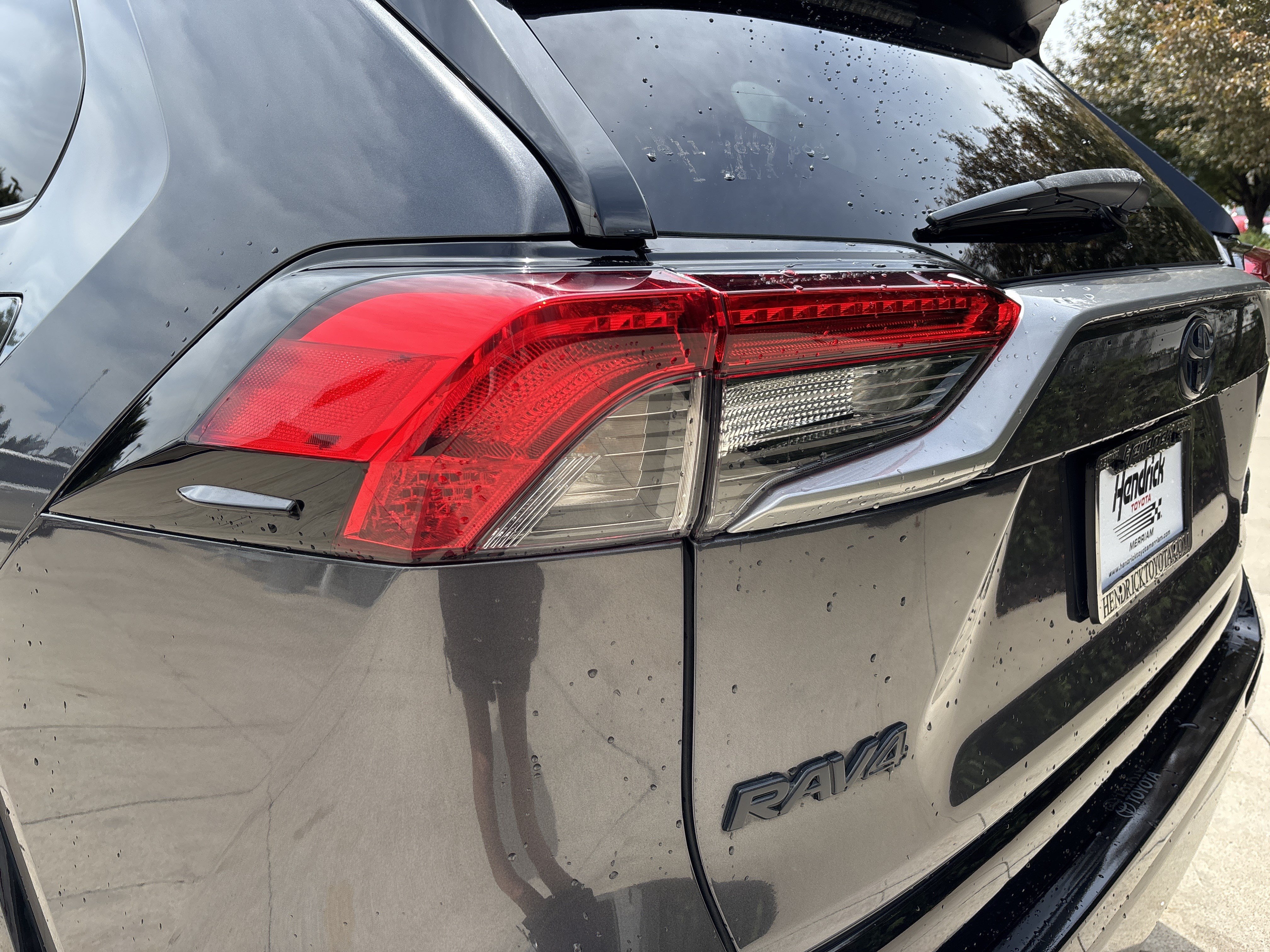 Used 2020 Toyota RAV4 XSE w/ XSE Grade Weather Package AWD/4WD image 13