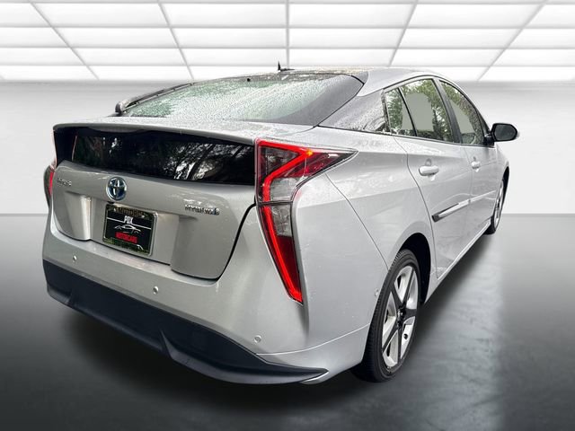 Used 2018 Toyota Prius Three Touring FWD image 6