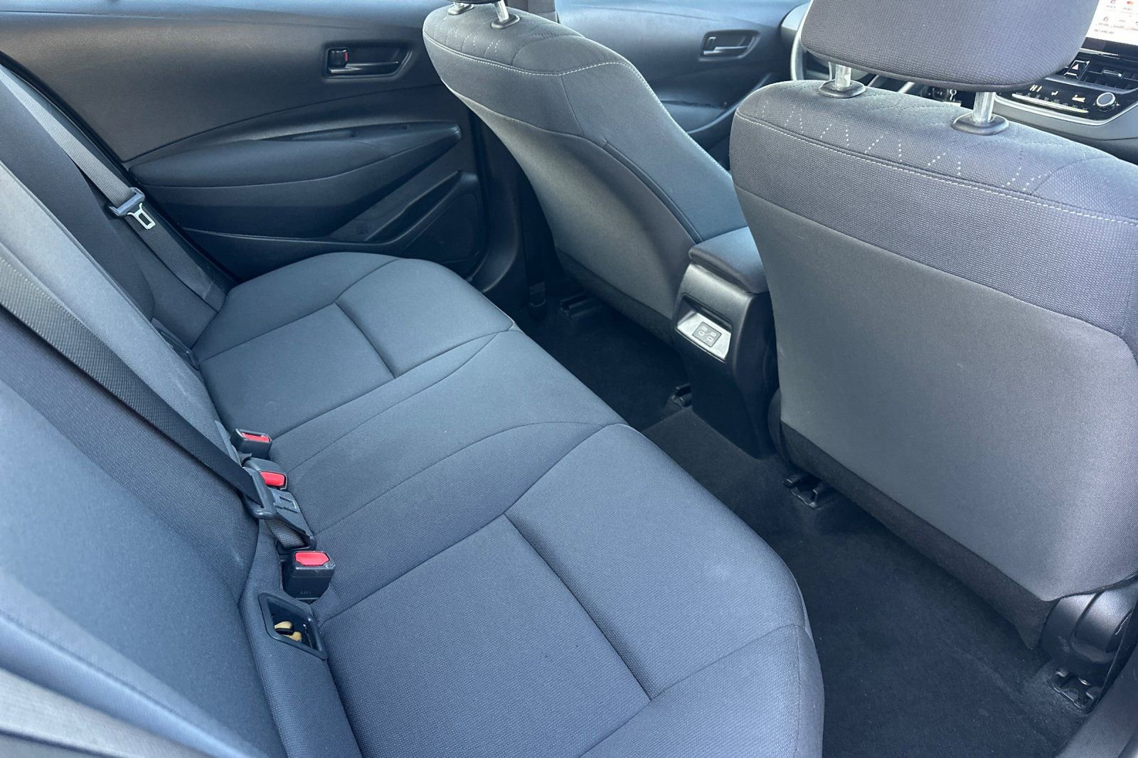 Used 2024 Toyota Corolla LE image 17