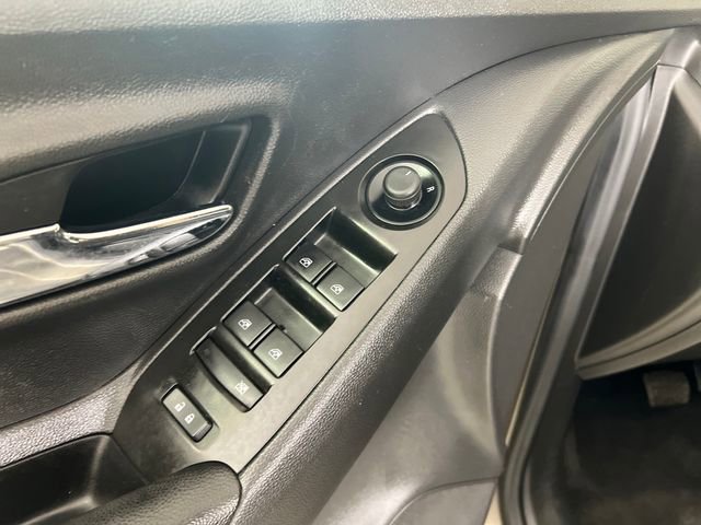 Used 2021 Chevrolet Trax LT w/ Sport Edition image 12