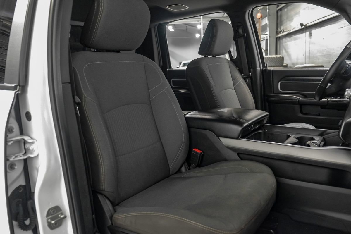 Used 2024 RAM 2500 Lone Star w/ Night Edition image 33