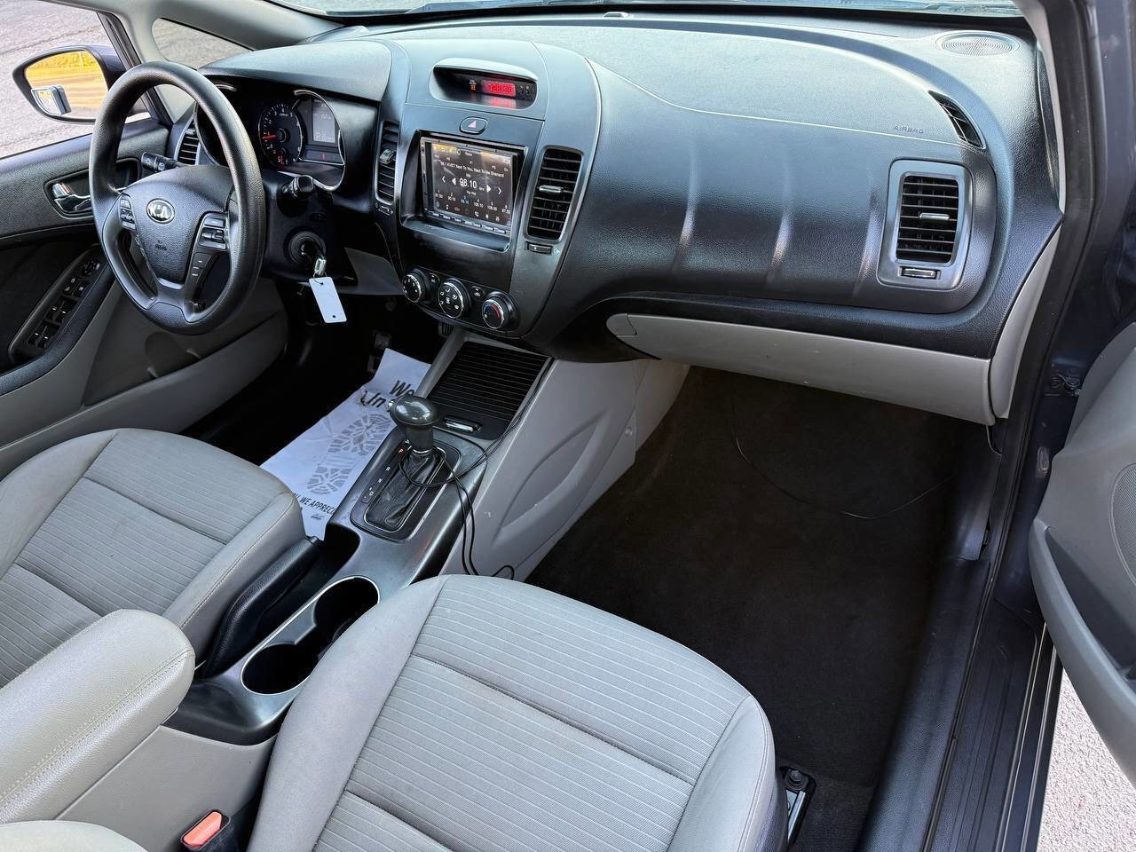 Used 2015 Kia Forte LX w/ Popular Package image 12
