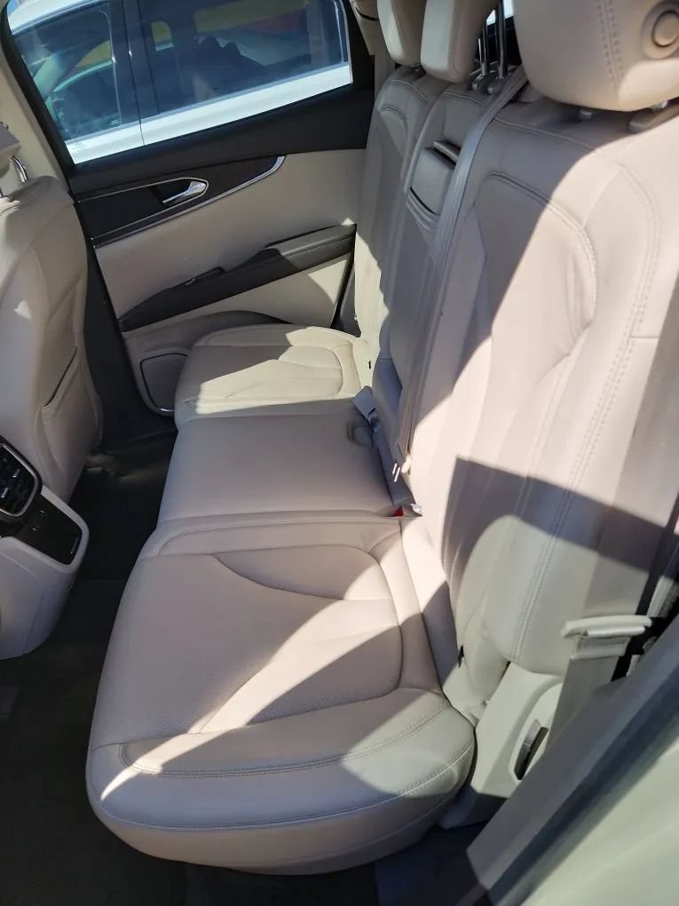 Used 2018 Lincoln MKX Reserve FWD image 15