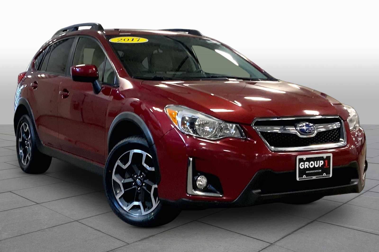 Used 2017 Subaru Crosstrek 2.0i Premium w/ Moonroof Package AWD/4WD image 3