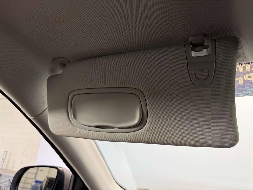 Used 2021 Jeep Compass Trailhawk image 31