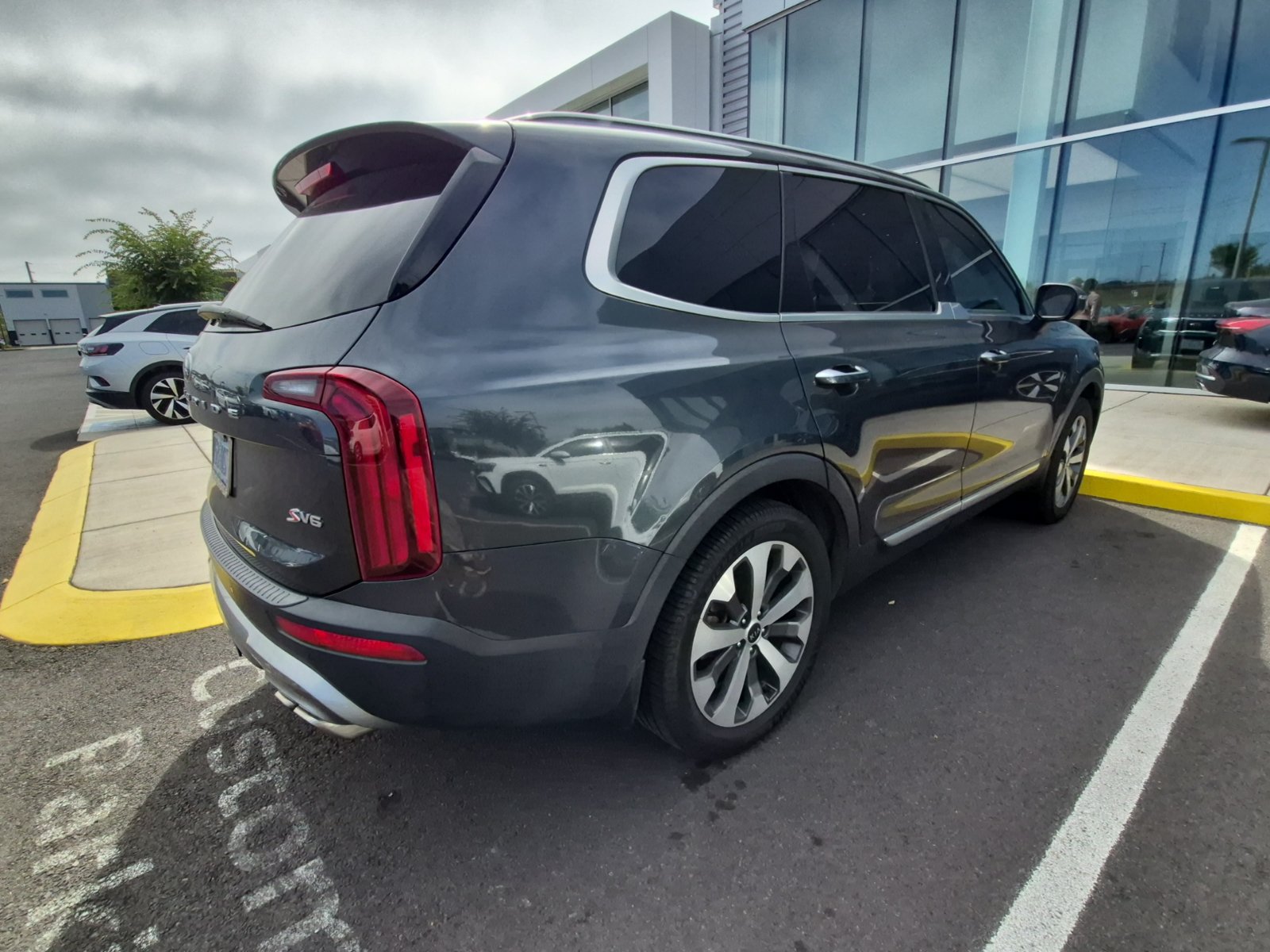 Used 2020 Kia Telluride S FWD image 9