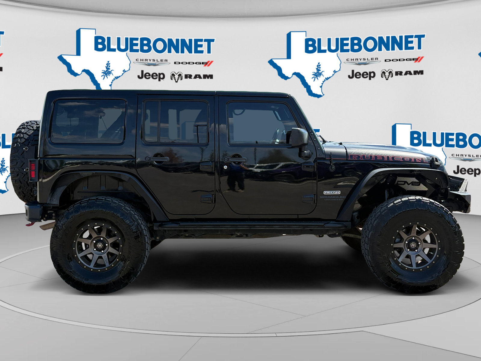 Used 2017 Jeep Wrangler Unlimited Rubicon AWD/4WD image 4