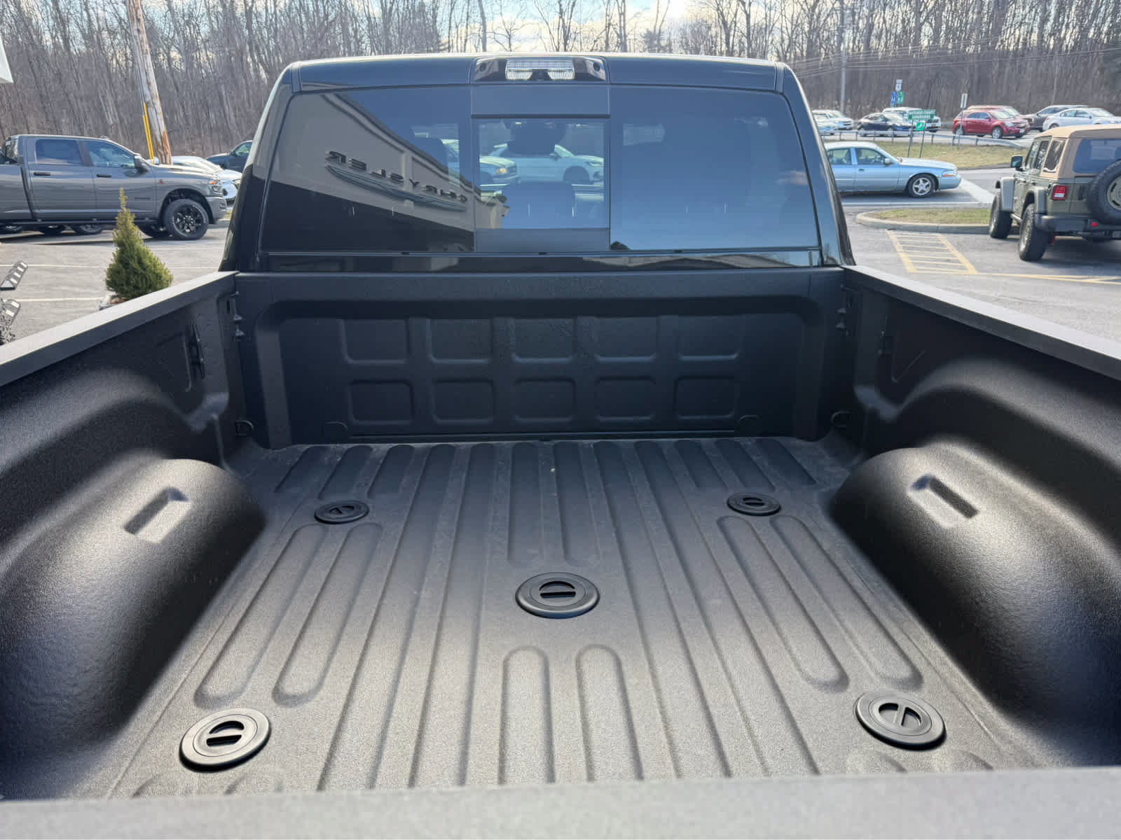 New 2026 RAM 2500 Laramie AWD/4WD image 8