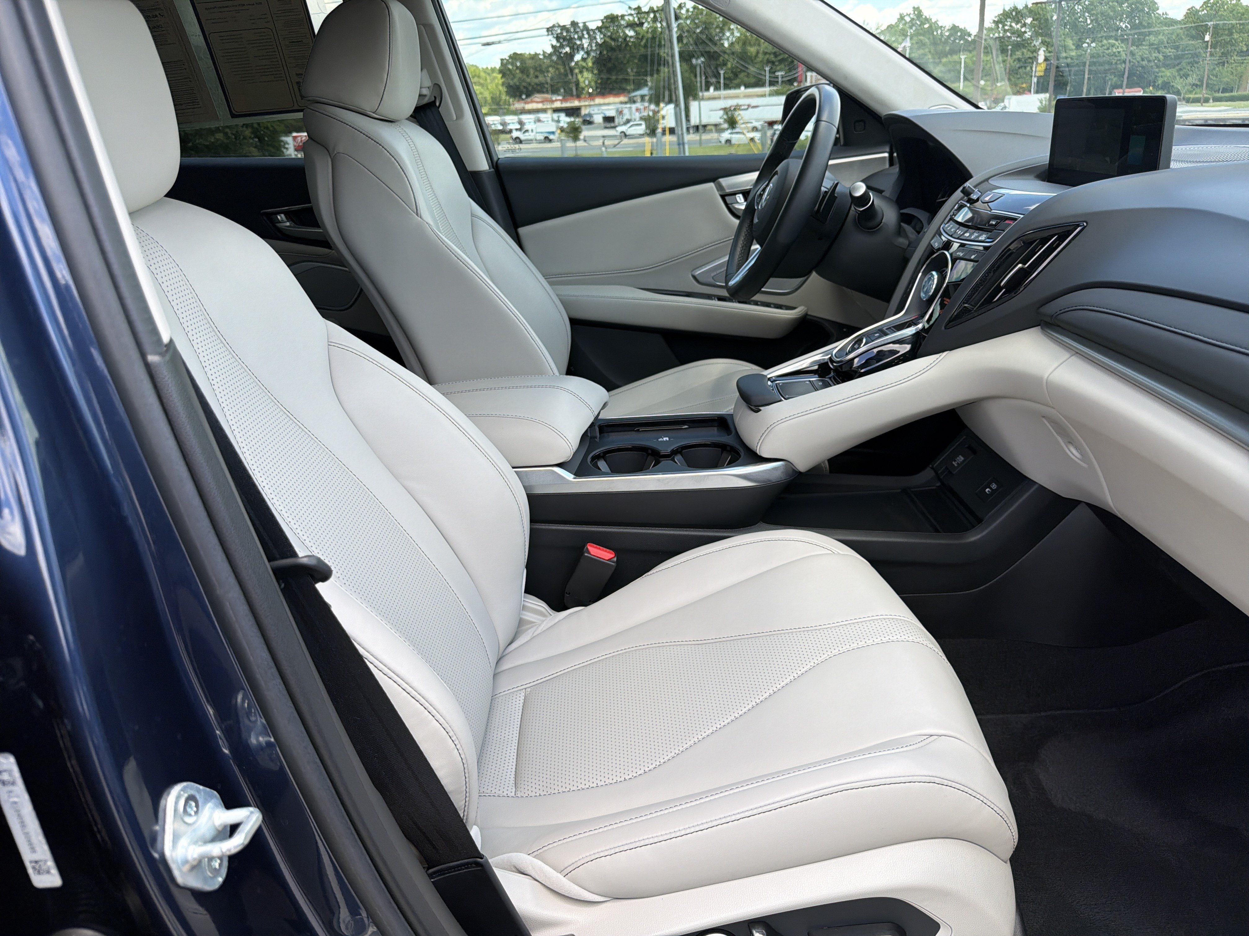 Used 2025 Acura RDX SH-AWD w/ Technology Package image 33
