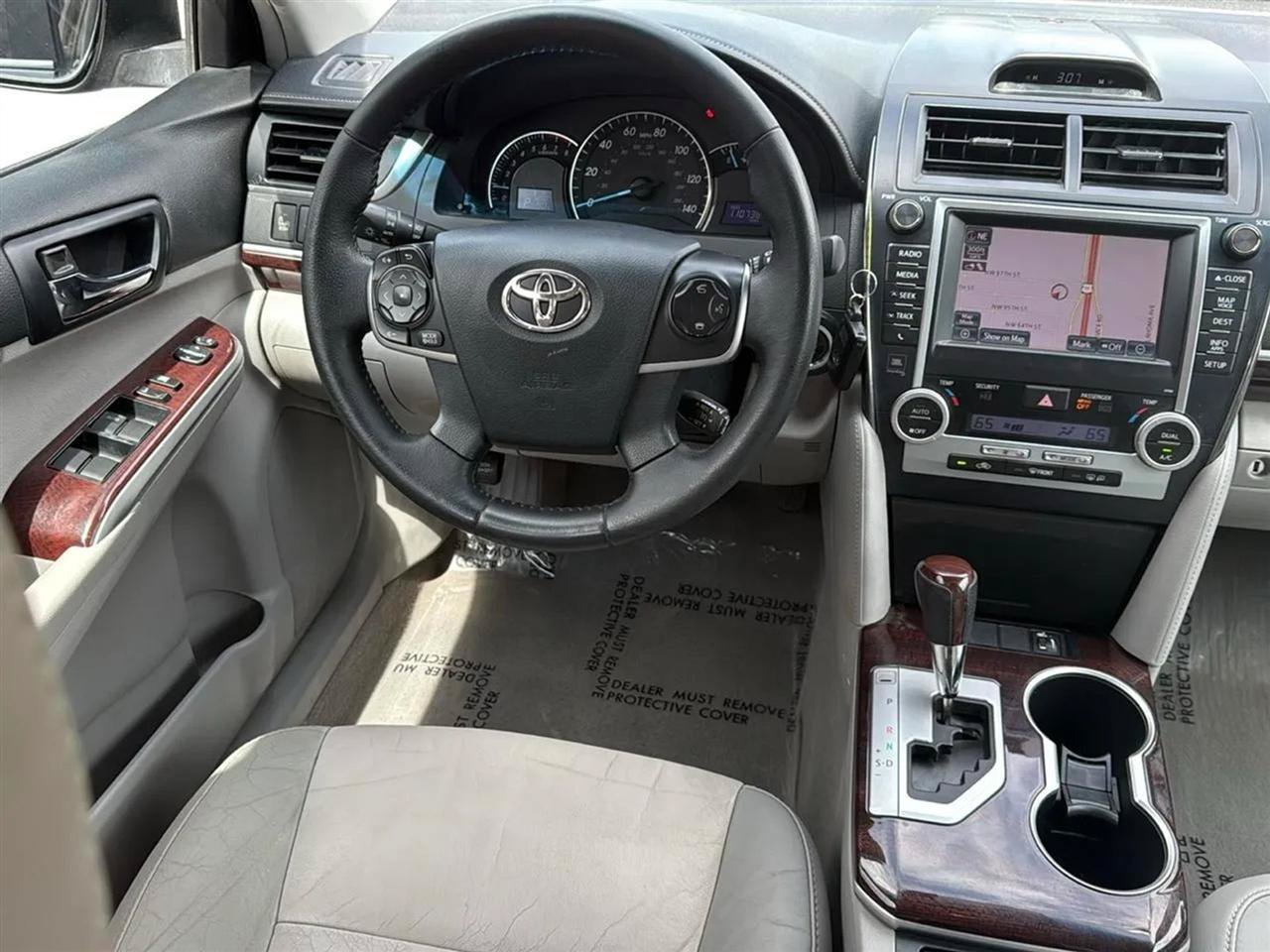 Used 2012 Toyota Camry XLE FWD image 36