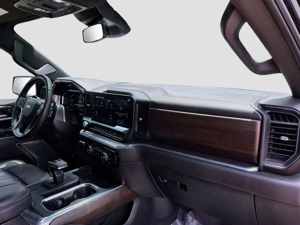 Used 2025 Chevrolet Silverado 1500 High Country w/ Midnight Edition RWD image 30