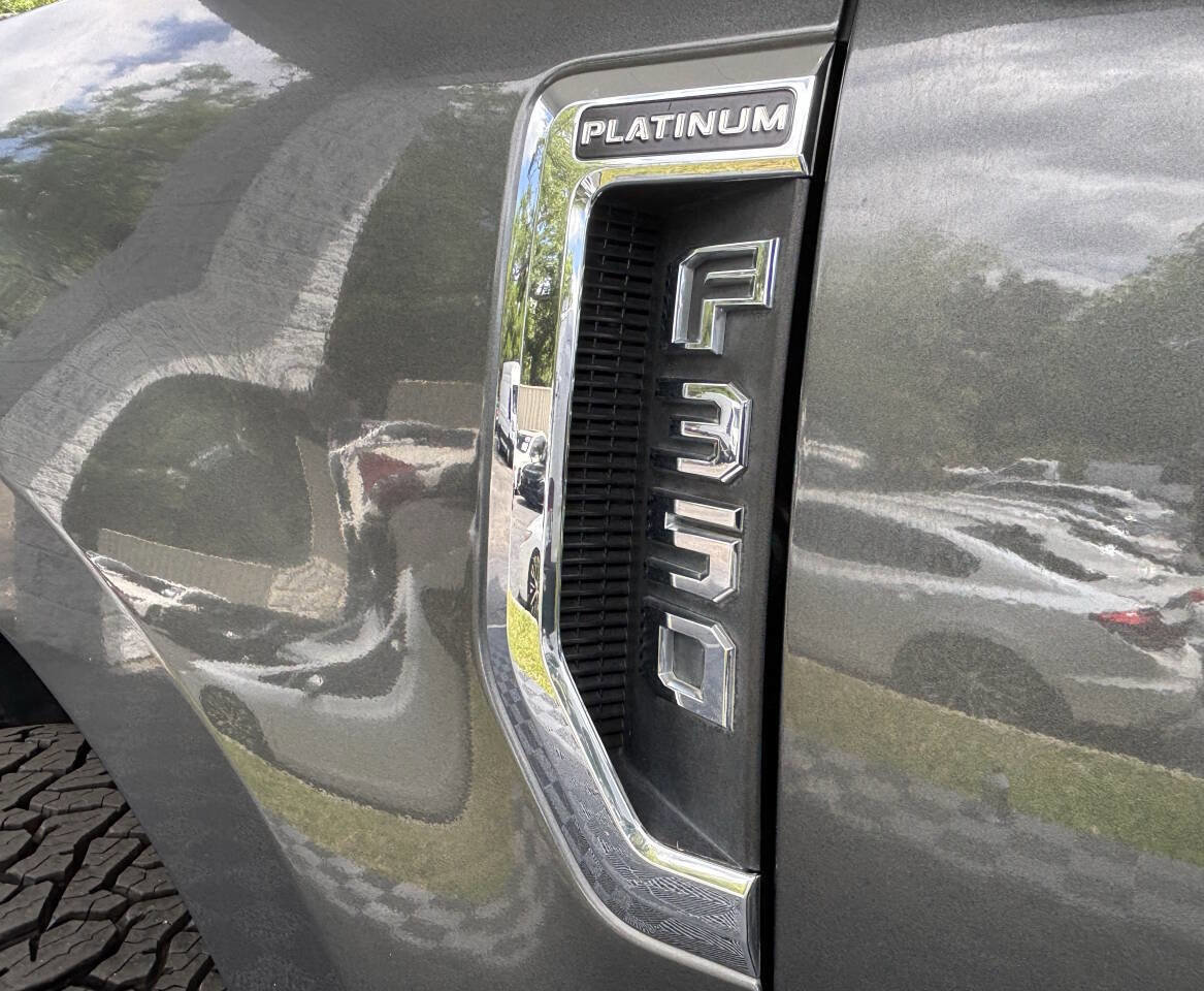 Used 2017 Ford F350 Platinum w/ Platinum Ultimate Package image 4