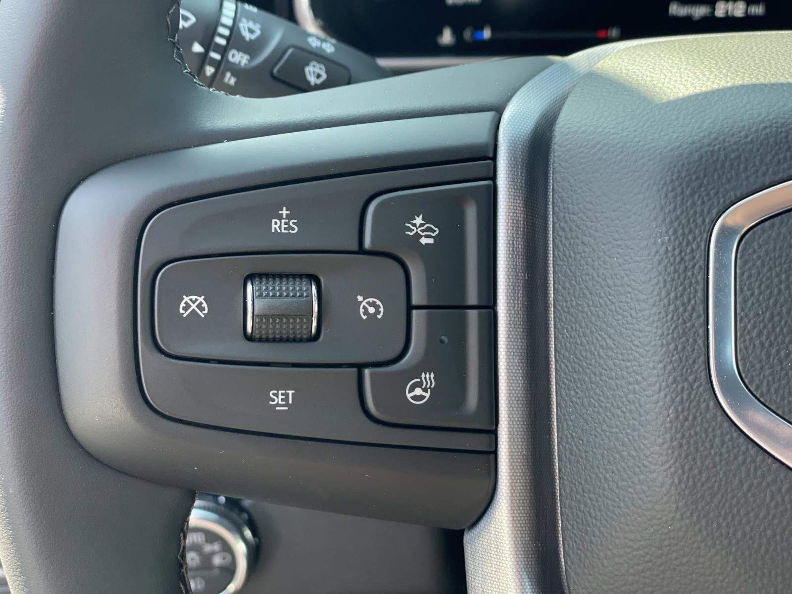 New 2026 GMC Sierra 2500 SLT w/ SLT Premium Package image 11