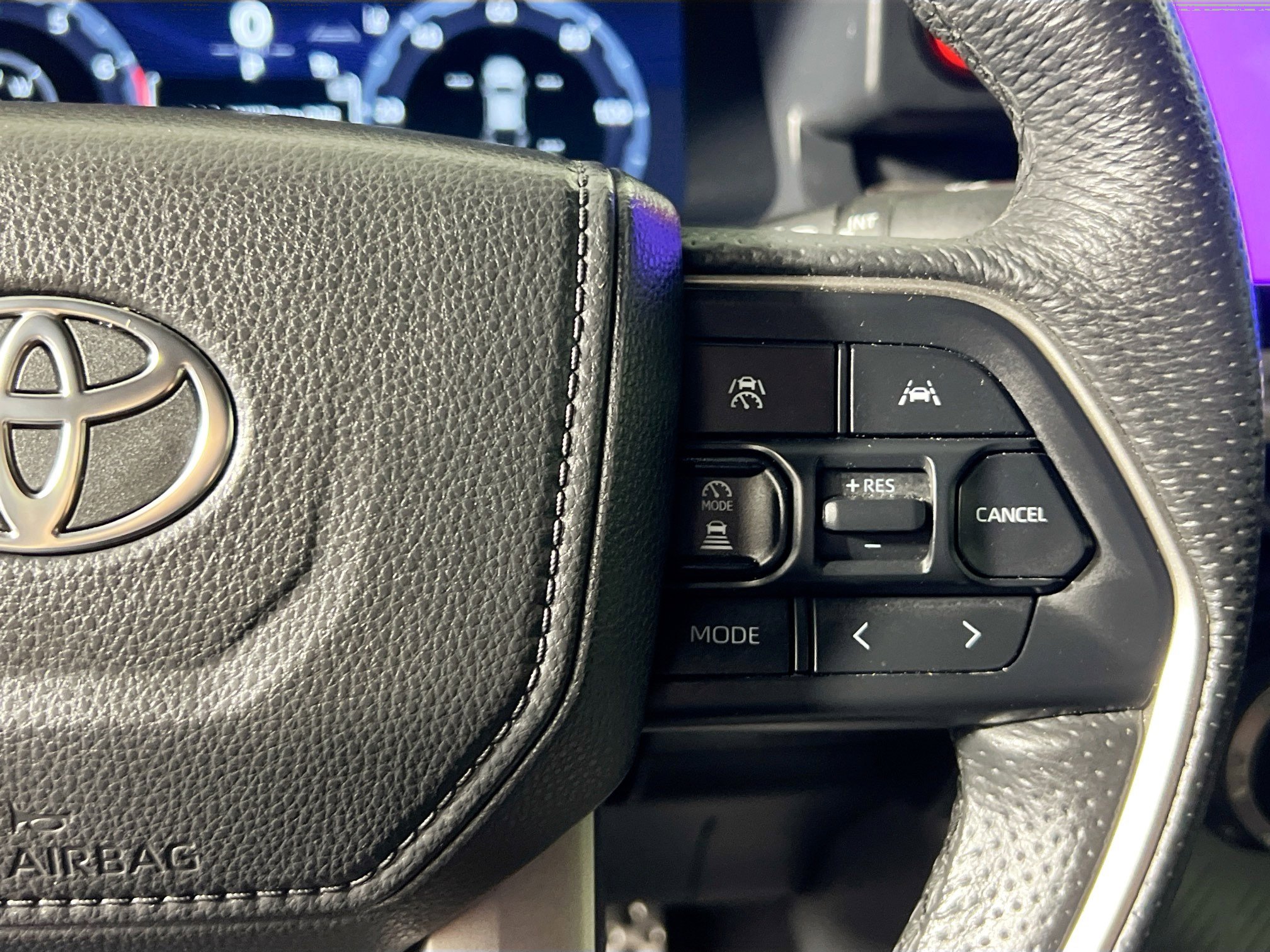 Used 2025 Toyota Tacoma TRD Sport image 19