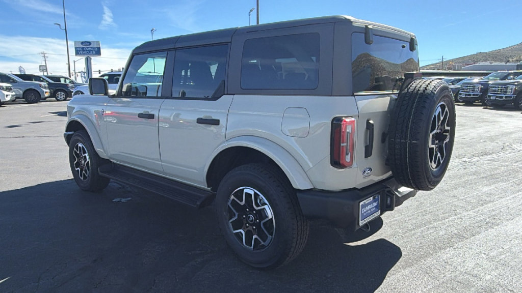 New 2026 Ford Bronco Outer Banks image 5
