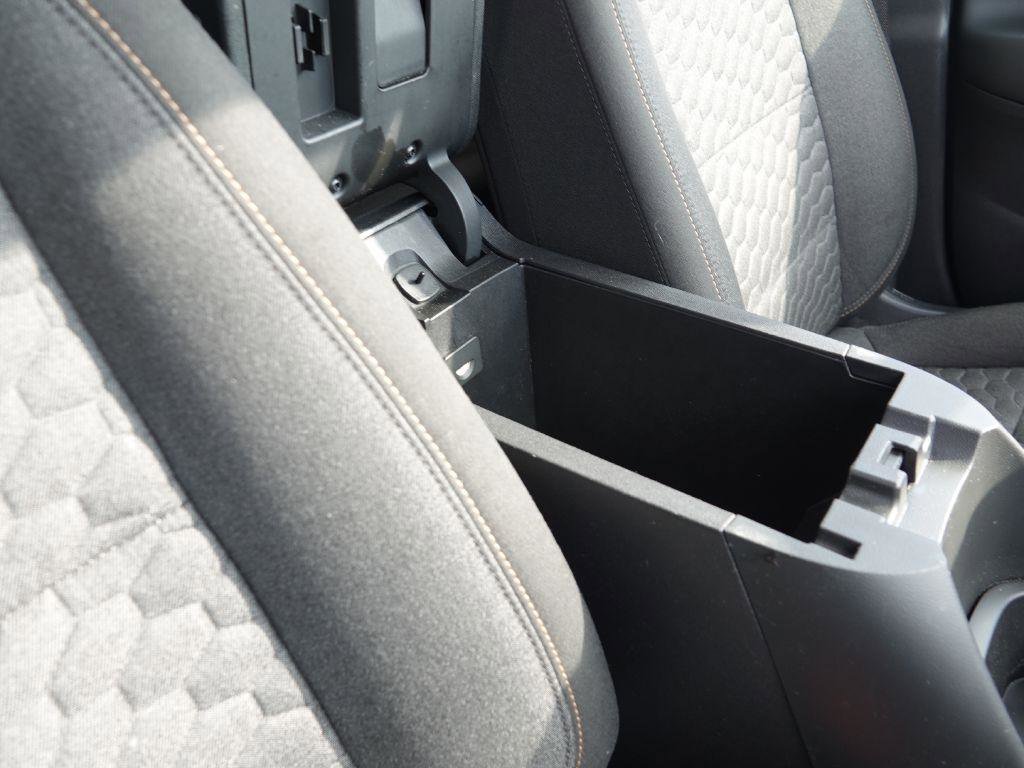 Used 2021 Chevrolet Equinox LT AWD/4WD image 36