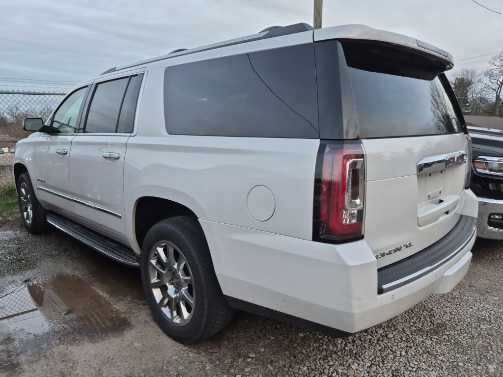 Used 2018 GMC Yukon XL Denali w/ Open Road Package image 4