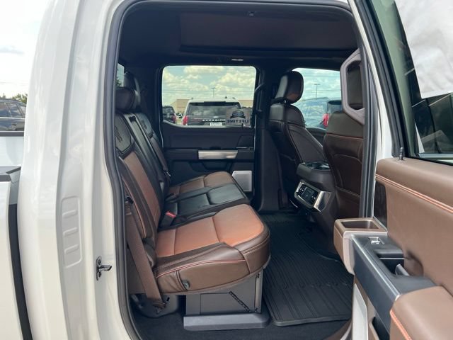 New 2026 Ford F350 4x4 Crew Cab DRW Super Duty image 26