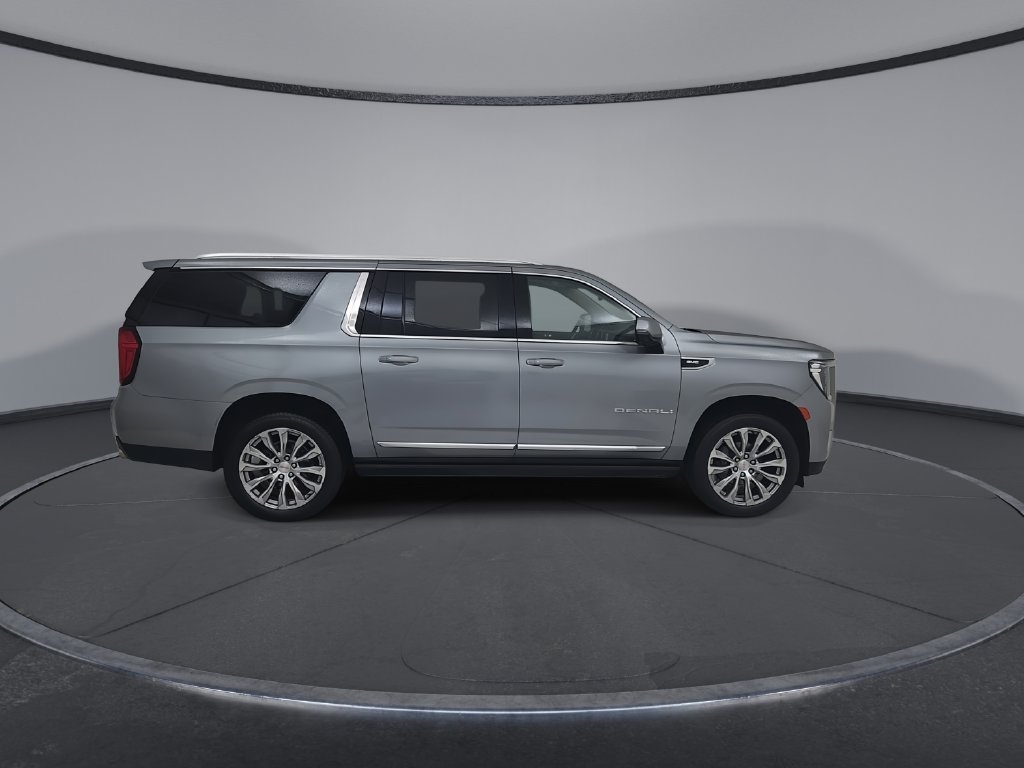 Used 2023 GMC Yukon XL Denali w/ Max Trailering Package AWD/4WD image 17