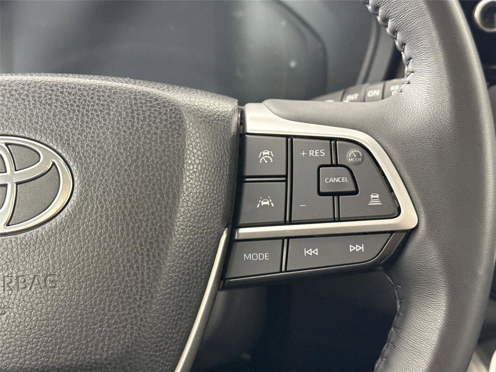 Certified 2024 Toyota Grand Highlander XLE image 20