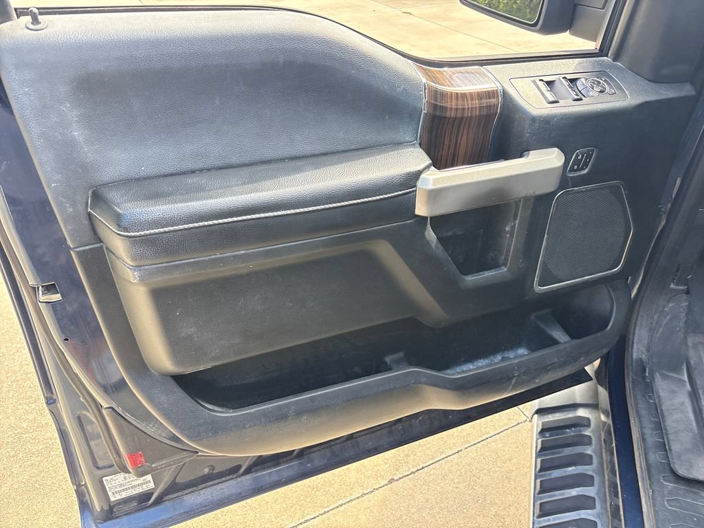 Used 2015 Ford F150 Lariat AWD/4WD image 16