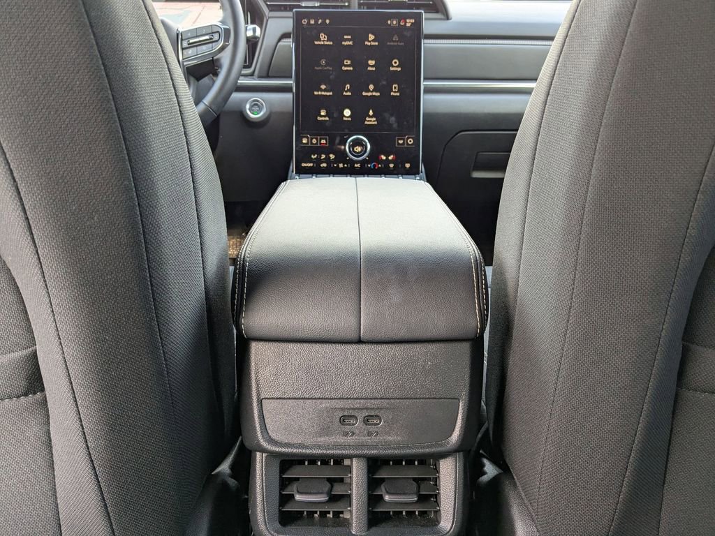 Used 2025 GMC Terrain Elevation image 30