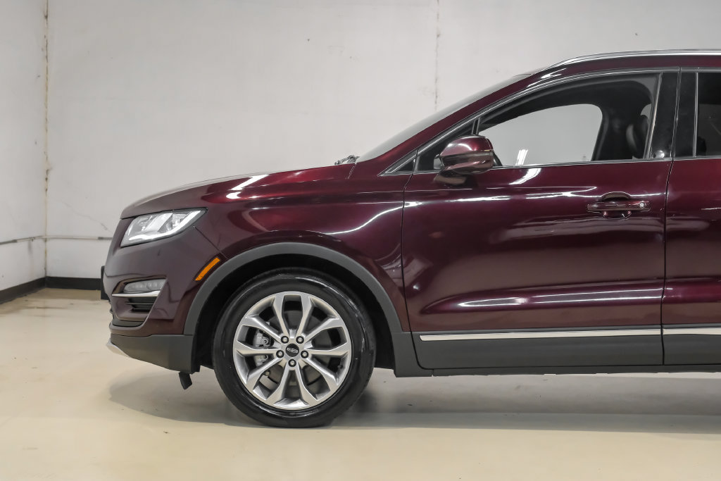 Used 2019 Lincoln MKC Select w/ Select Plus Package FWD image 17