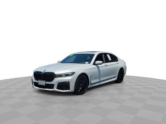 Used 2022 BMW 740i w/ M Sport Package RWD image 5