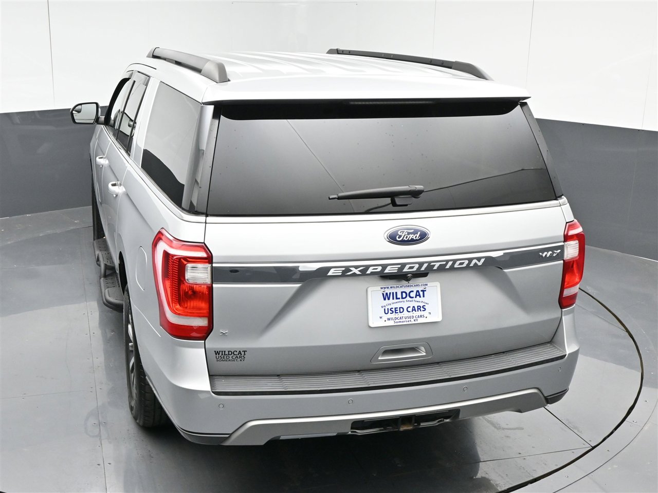 Used 2019 Ford Expedition Max XLT image 27
