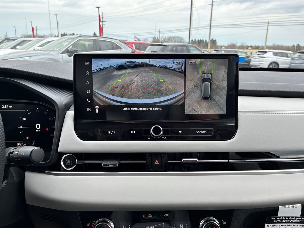 New 2026 Mitsubishi Outlander SE image 29