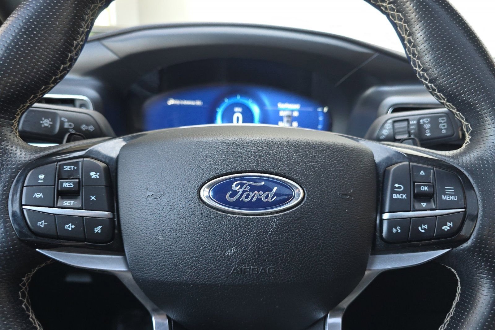 Used 2021 Ford Explorer ST w/ Equipment Group 401A AWD/4WD image 28