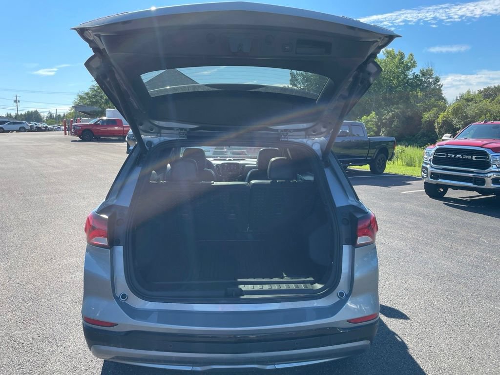 Used 2024 Chevrolet Equinox RS w/ RS Leather Package AWD/4WD image 4