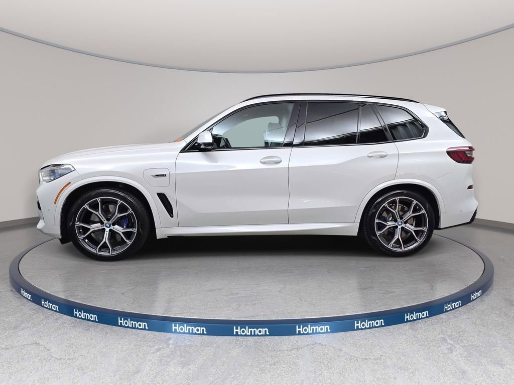 Certified 2023 BMW X5 xDrive45e w/ Executive Package AWD/4WD image 9