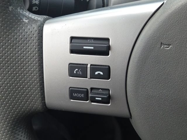 Used 2014 Nissan Frontier SV AWD/4WD image 35