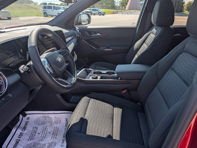 New 2027 Chevrolet Equinox LT FWD image 9