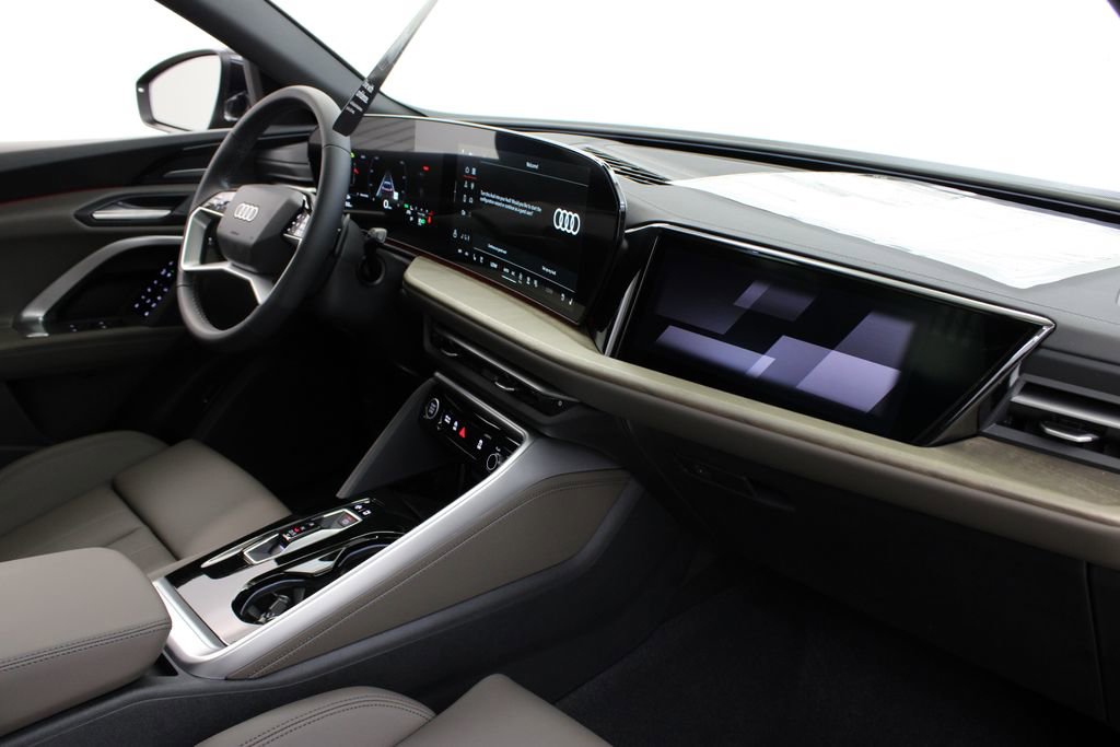 New 2025 Audi Q5 Prestige image 24