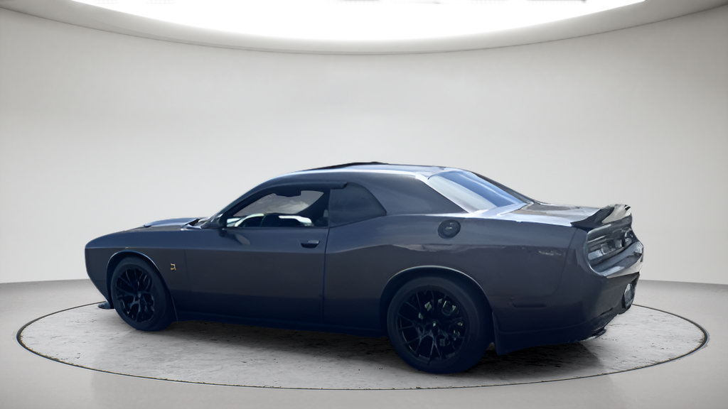 Used 2016 Dodge Challenger R/T Scat Pack w/ Leather Interior Group RWD image 8