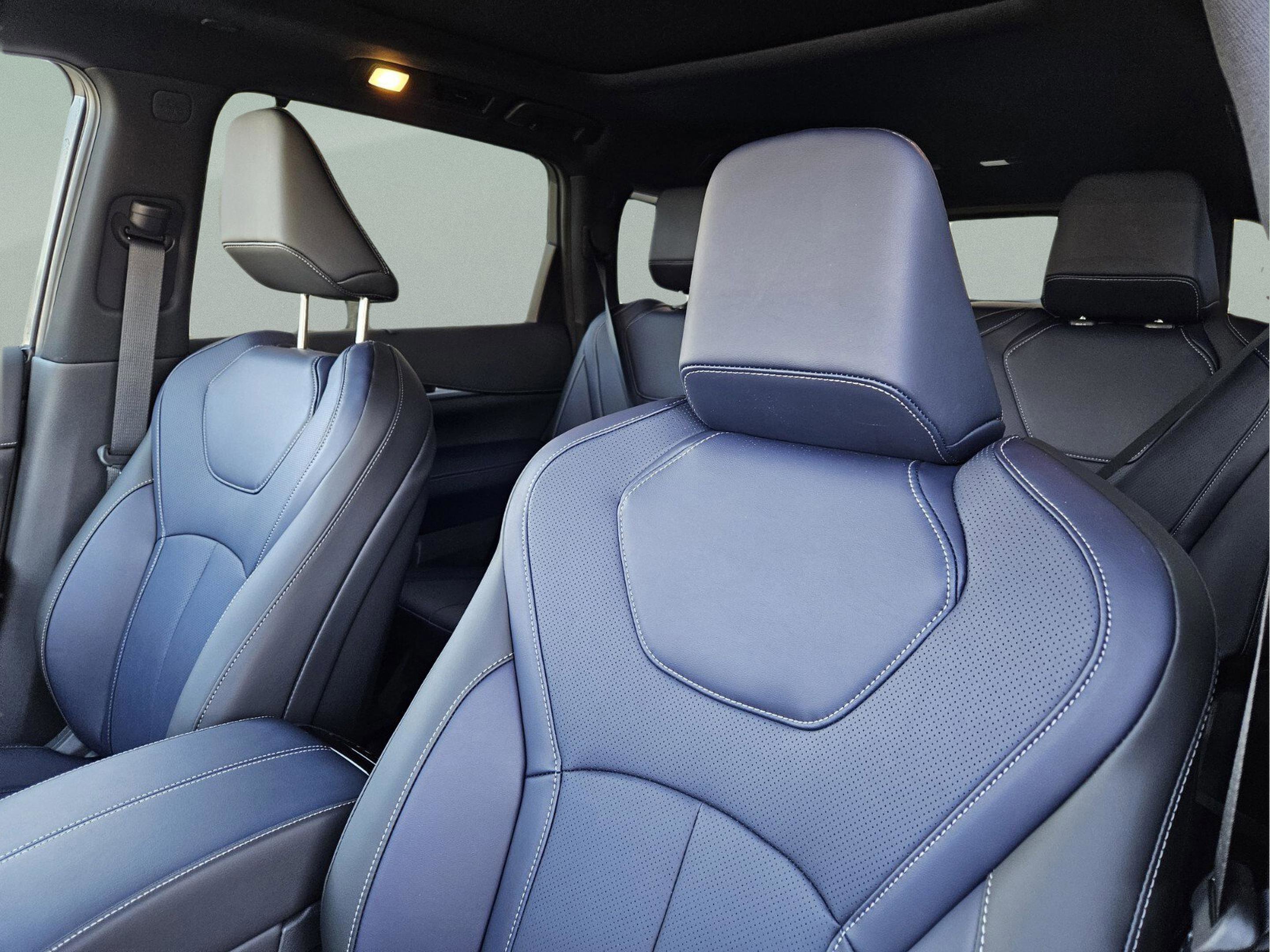 New 2026 INFINITI QX60 Sport image 19