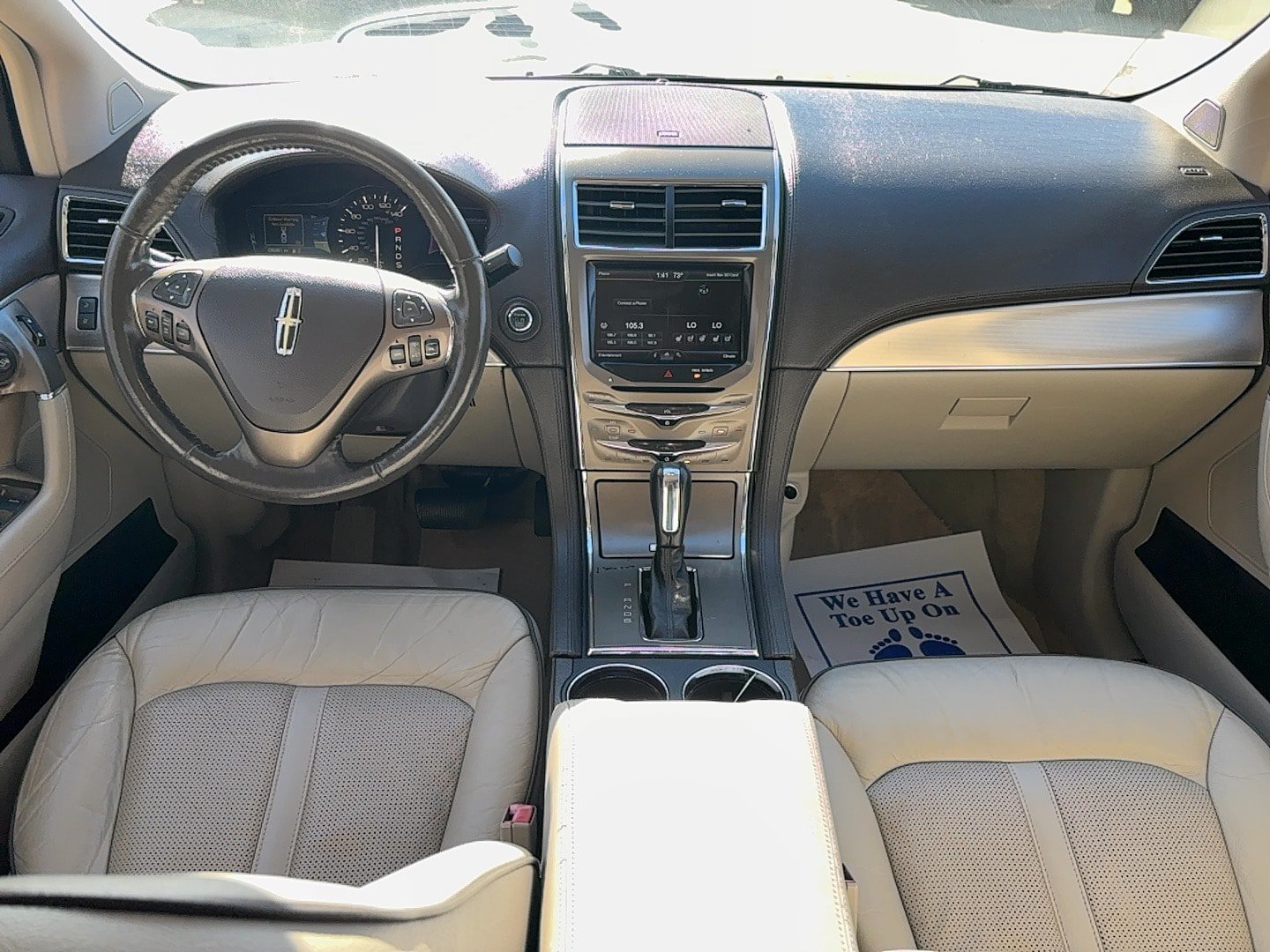 Used 2013 Lincoln MKX FWD image 16