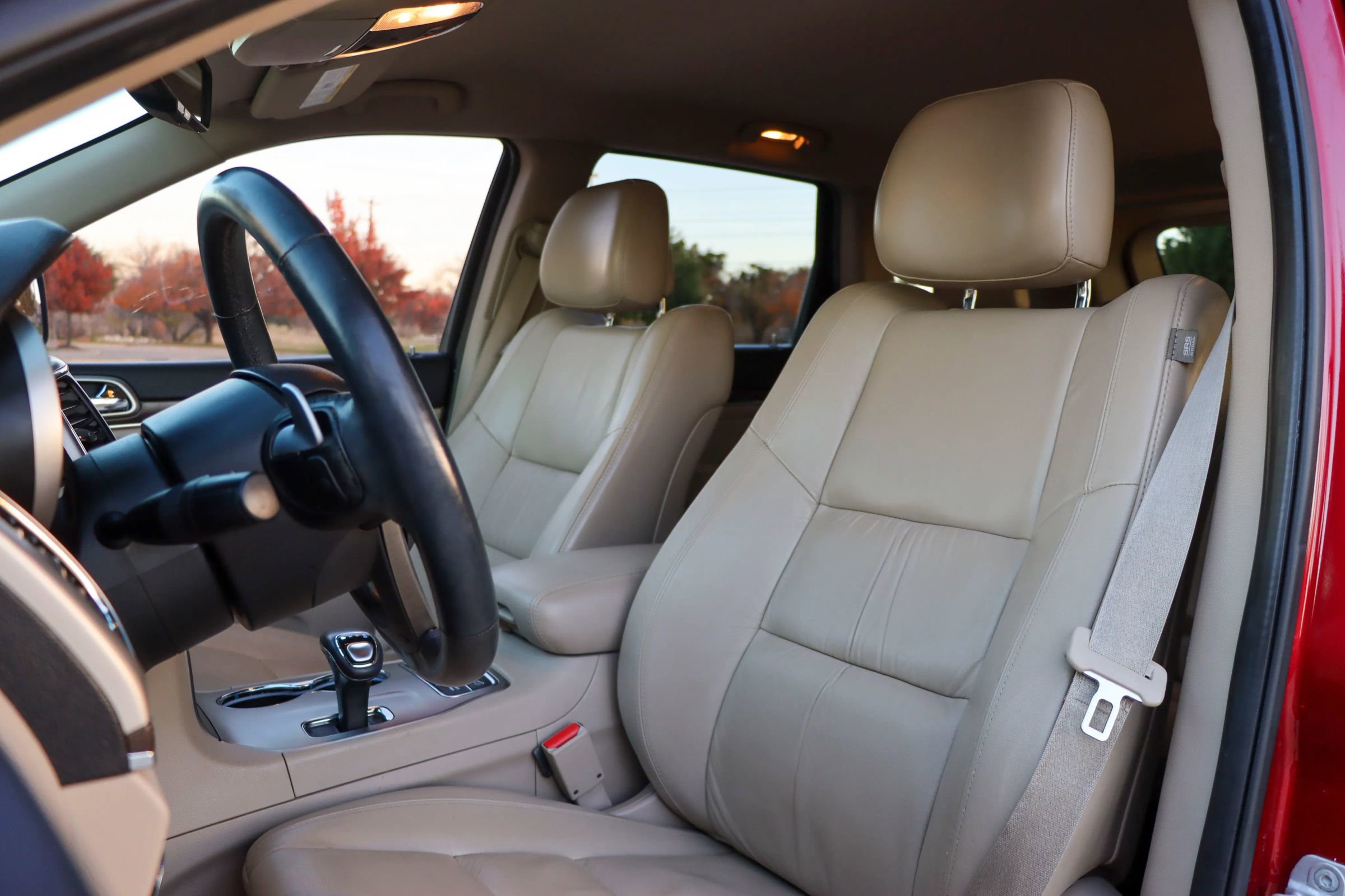 Used 2014 Jeep Grand Cherokee Limited image 14