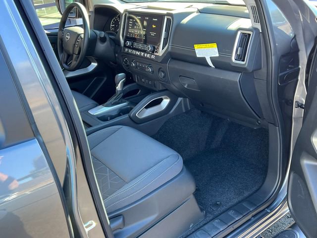 New 2025 Nissan Frontier SV image 25