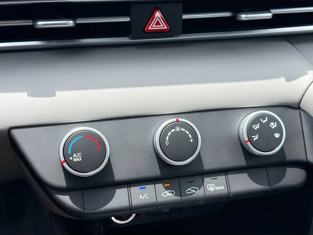 New 2026 Hyundai Elantra SE FWD image 15