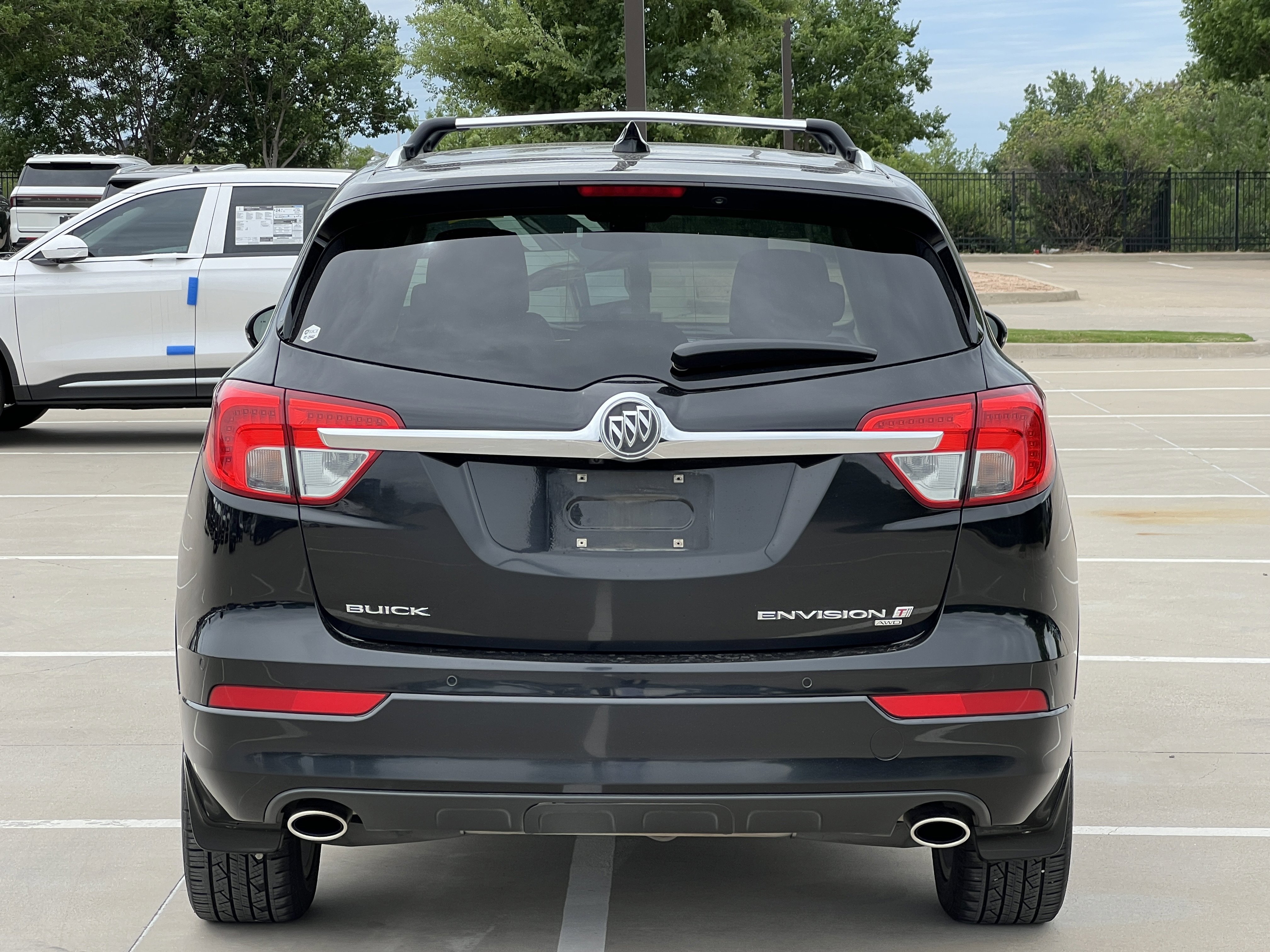Used 2017 Buick Envision Premium w/ Driver Confidence Package AWD/4WD image 27