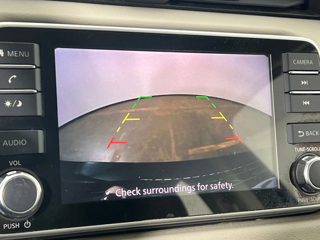 Used 2021 Nissan Versa SV image 33