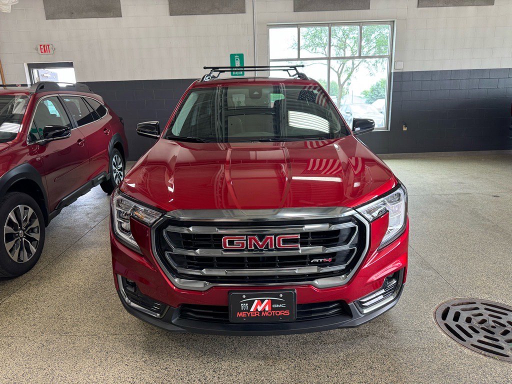 Used 2024 GMC Terrain AT4 w/ LPO, 'HIT The Road' Package image 2