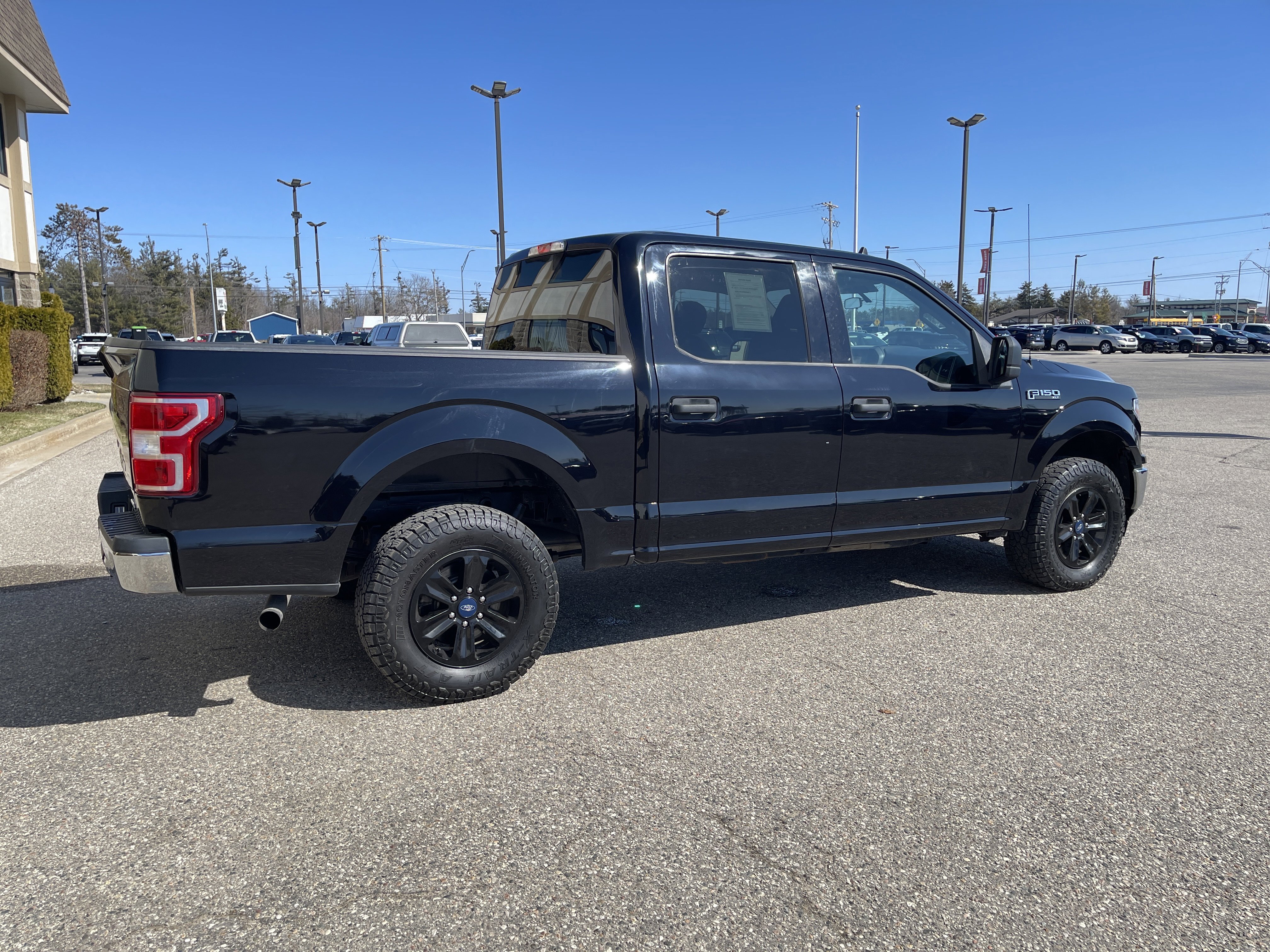 Used 2020 Ford F150 XLT image 3