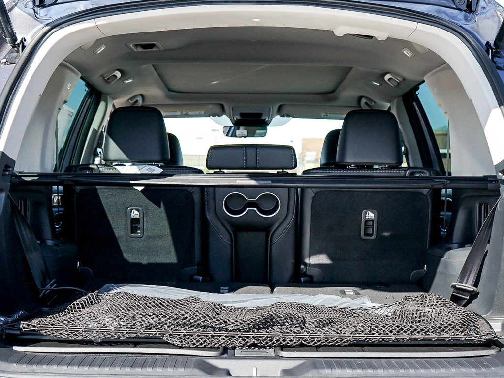 New 2025 Honda Pilot Touring image 8