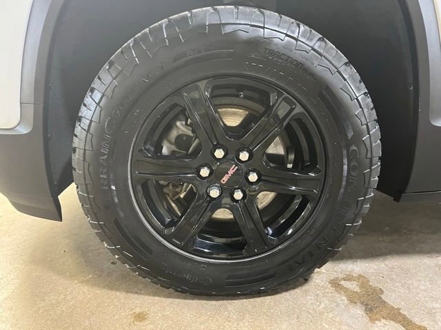 Used 2023 GMC Acadia AT4 w/ Trailering Package AWD/4WD image 29