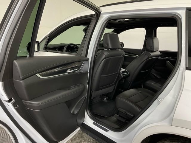 Certified 2025 Cadillac XT6 Sport w/ LPO, Red Accent Package image 30