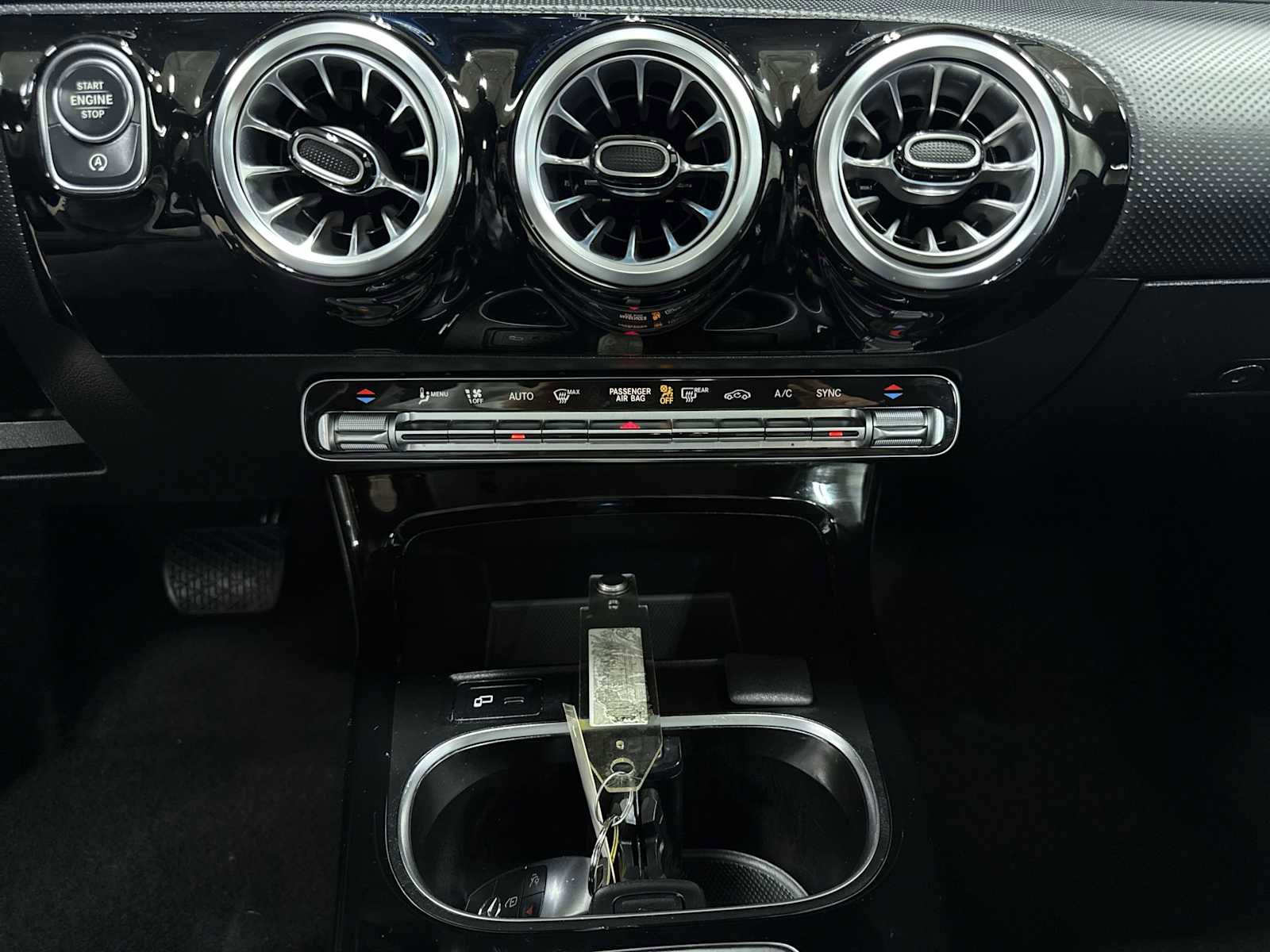 Used 2022 Mercedes-Benz A 220 4MATIC image 21